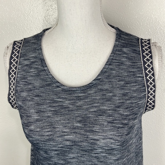 W5 Blouse Women Small Blue Cap Sleeve Chambray Print Aztec Trim Casual Top - Picture 7 of 12